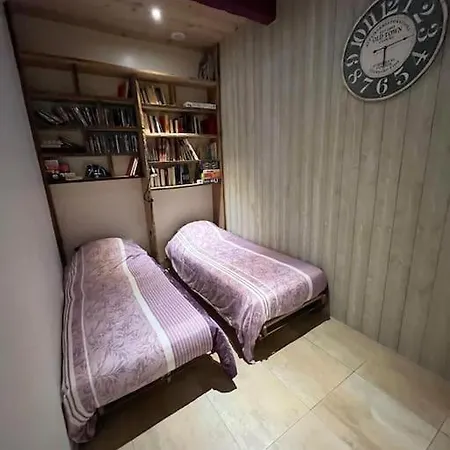2 Pieces Apartment *