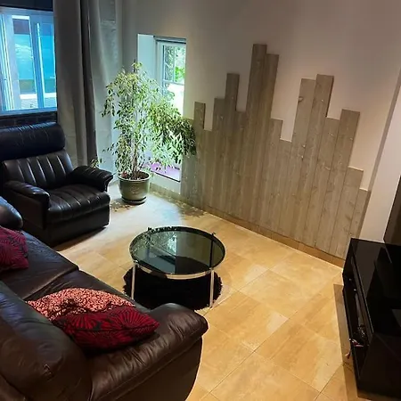 Apartment 2 Pieces Gries